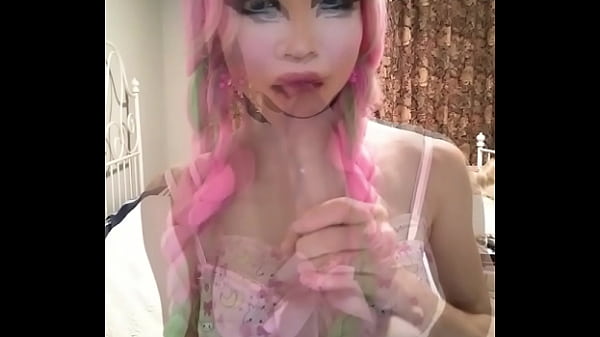 crossdresser cosplay av