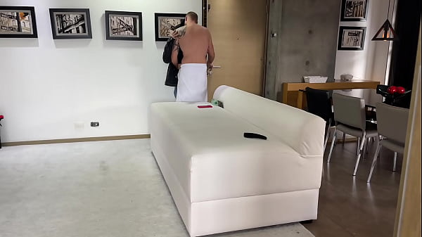 Spy Cam Caught Beautiful Latina Model Fucking her Photographer