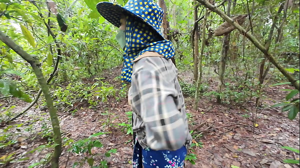 Download Video - Amateur Thai villagers have sex in the forest public 4K 18