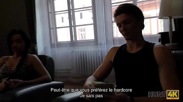 HUNT4K. Chick earns money for jewelry thanks to hot sex for money