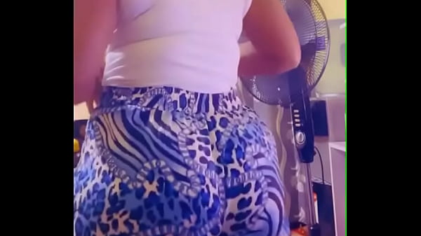  Bubble Butt Queen