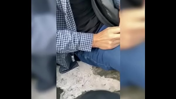 Download Video - CHICA Mexicana Ofrece DINERO a Hombre por SEXO&excl; Le OFREZCO DINERO para que me ENSE&Ntilde;E el PENE en P&Uacute;BLICO y Hacerle SEXO ORAL&excl; Y Esto me DIJO&excl;&excl; Parte &num;1 Completa&excl; Sophia Bellee