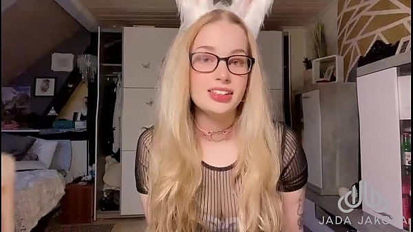My FIRST video, I introduce myself ;)