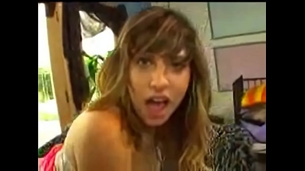 Amateur White Girl Creampied by Asian Guy