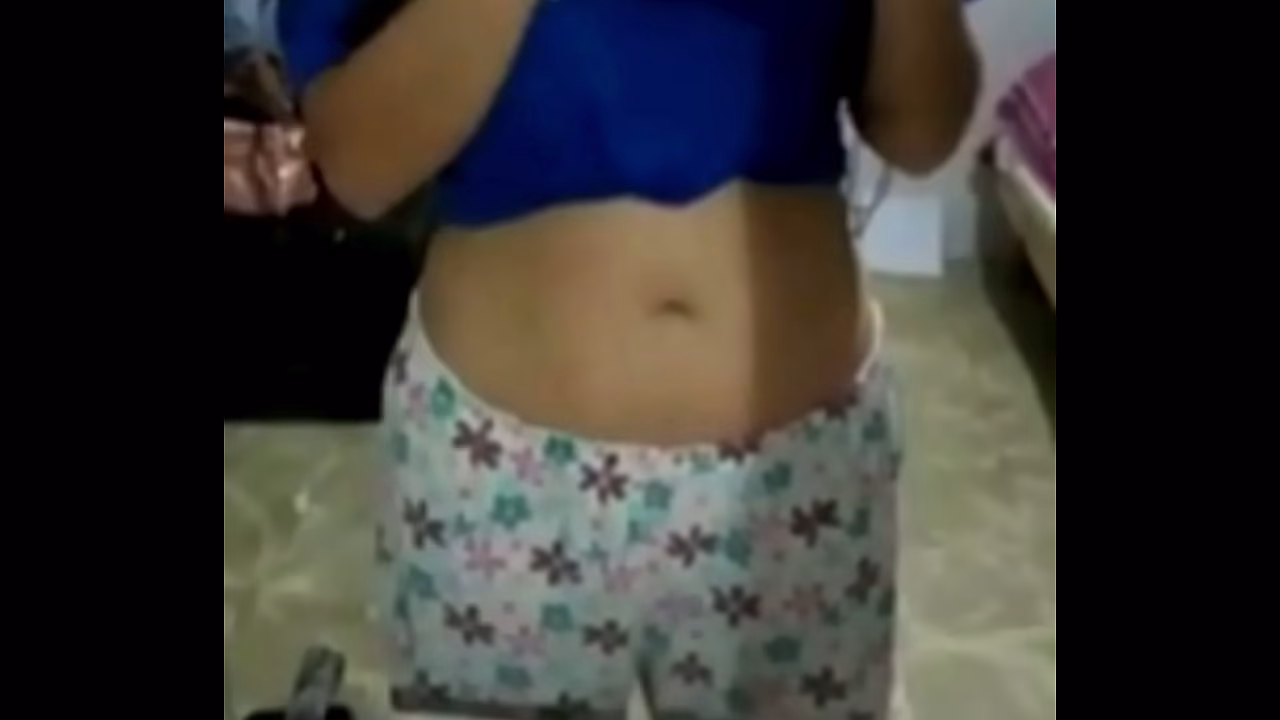 Se masturba mientras se toca el ombligo
                   latina sexy amateur fetish cute close up beauty massage couple belly fingers solo girl asmr belly play belly fetish belly button fetish only women muchos negros
