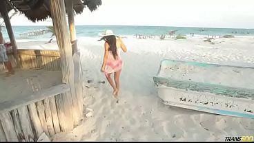Download Video - Lizzy Laynez Behind the Scenes Trans500