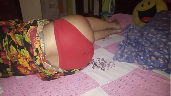 Download Video - Desi House wife in Red panty Milky thigh