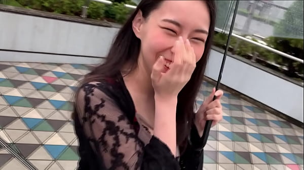 [English Dubbing] The first sex shoot with a beautiful university student with G-cups and a big ass, who declares that she only wants to have sex with people she likes!