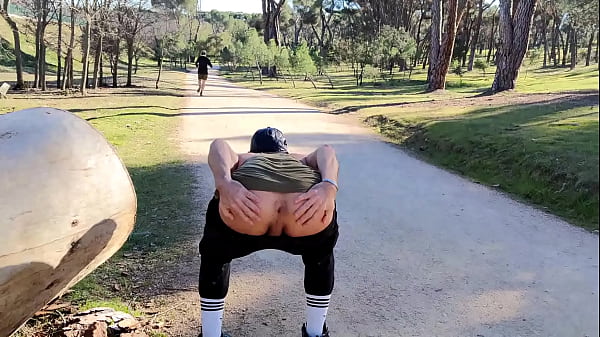 DO YOU WANT TO BE MY LOLLIPOP? By Leo Bulgari