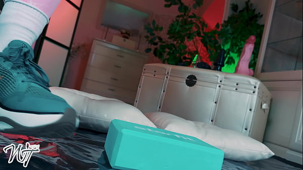 Anal Warm-up: Vivid dildo and butt plugs
