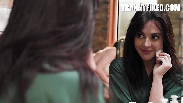 Download Video - Smooth Moves Whitney Wright&comma; Korra Del Rio