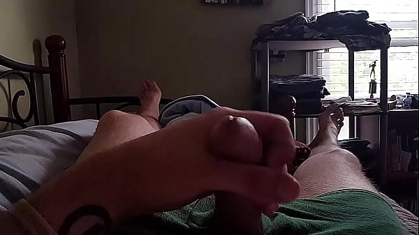Cumshot in slowmotion