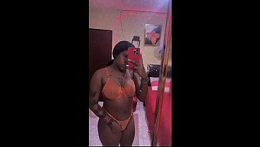 Cl&eacute;o Cadillac. levando pica chupando gostosa da Rayssa Garcia e Andr&eacute; Garcia.