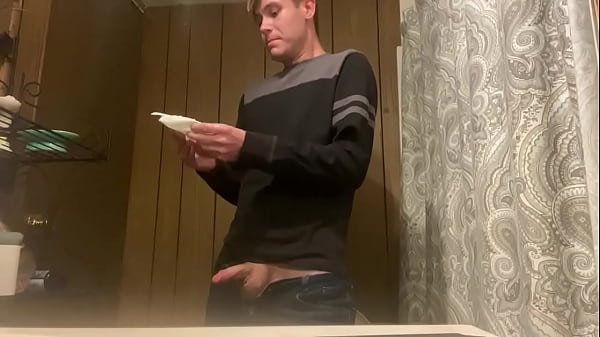 Download Video - I CUM IN FRIENDS BATHROOM