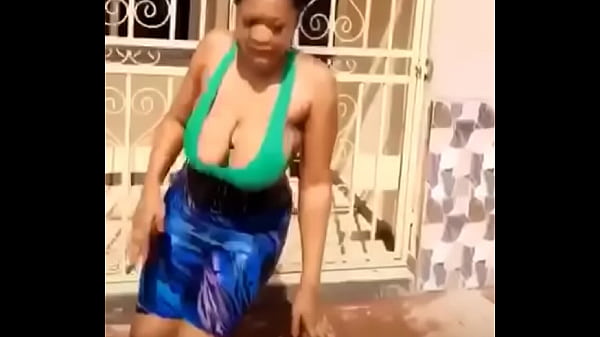 thumb bouncing boobs
