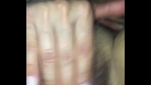 thumb well wet