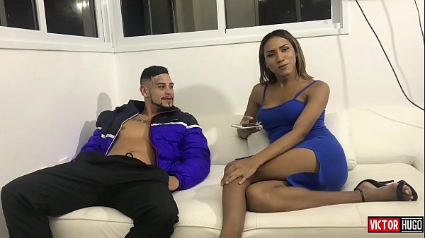 HIS FIRST TIME WITH AN EXPERIENCED TRANS