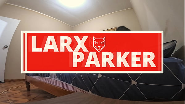 Willow Ryder Shows JMac How Flexible She Is By Spreading Her Legs Wide Open As A Foreplay  - MOFOS