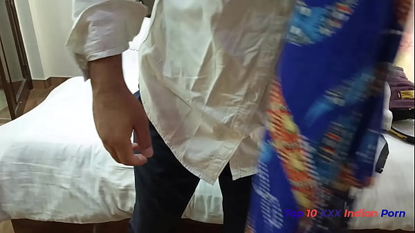 XXX Ever Best Desi student fuck Desi girl in Oyo hotel first meeting