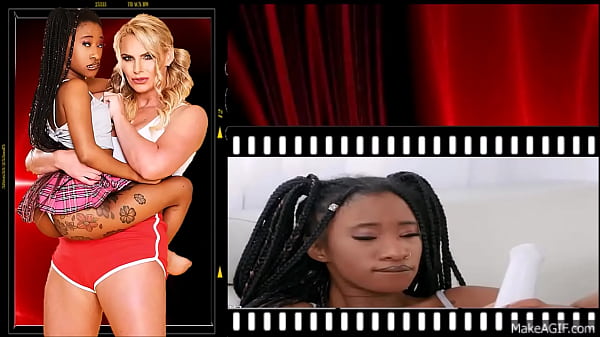 Phoenix Marie  Mini Staillon