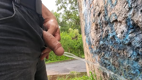 Download Video - Punheta no Carro Masturba&ccedil;&atilde;o na Rua