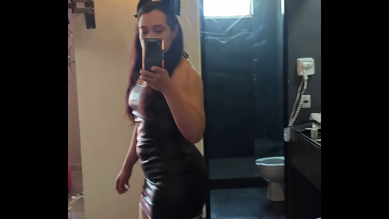 Yannin love 69 esta gatita quiere maullar