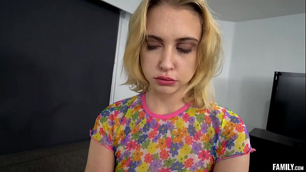 Kinky Family - I'm the one fucking my stepsis Chloe Couture