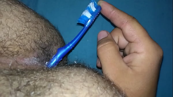 Download Video - Escova  no cuzinho