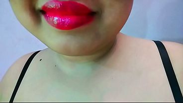 ESTAVA ME EXIBINDO PRO MEU NAMORADO NA CHAMADA DE V&Iacute;DEO, O AMIGO DO MEU IRM&Atilde;O ENTROU NO MEU QUARTO E O SAFADO FICOU DE PAU DURO, DEI PRA ELE COM MEU NAMORADO OLHANDO