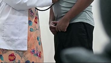 Download Video - Indian doctor sultana checking patient dick