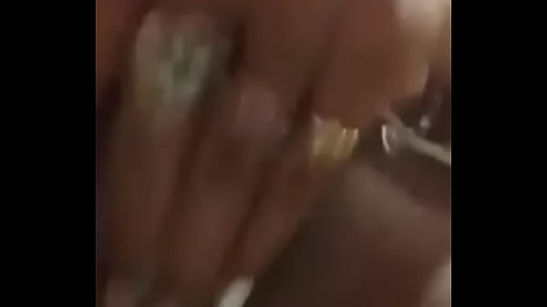 Chaud Vénézuélien Voulant Baiser