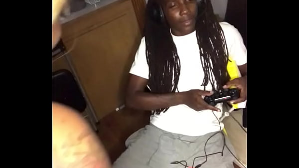 thumb getting head while g