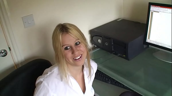 British Secretary Masie Dee Pleases Her Black Boss With Huge Cum Swallow