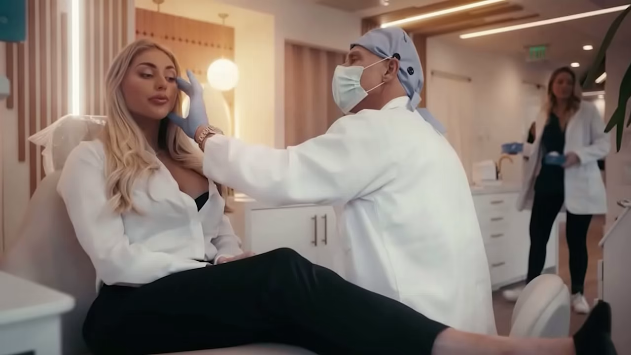 DIGITALPLAYGROUND - Chanel Preston Turns Michael'_s Visit Into A Hot Lesson In Bedroom Confidence