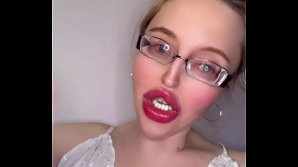 Findom Goaldigger - Part 1.Story telling in Russian language with accent
