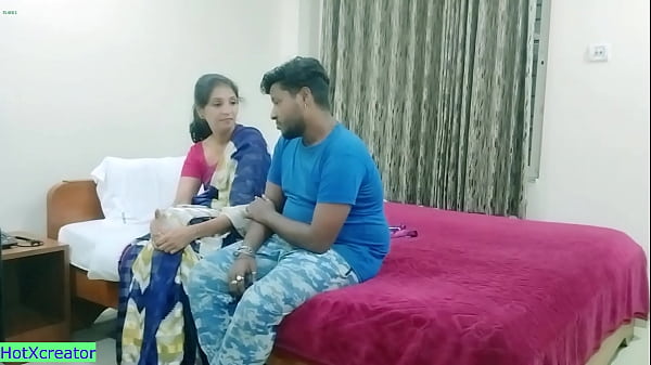 Village Bhabhi Sex! Beautiful Pussy Fuck