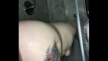 Pawgnova and Fijii in the bathroom getting fuck by Str8rich bbc omg daddy so big
