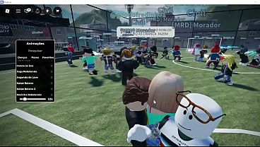 Esfregando a pika na safada