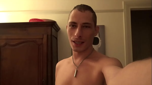 2585 Slut twink fucked barebakc by top arab