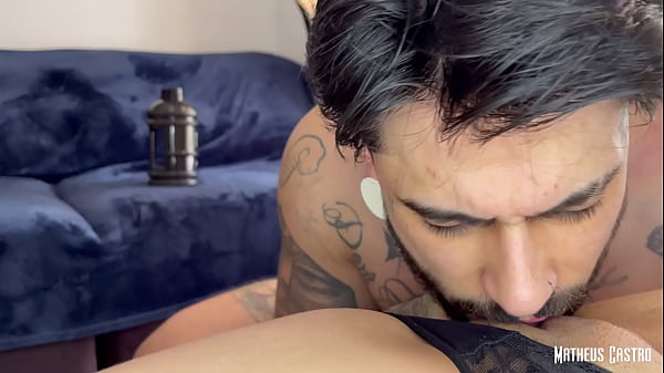 Download Video - PUTINHA DE 18 ANOS DO RAB&Atilde;O FODEU COM SEU VIZINHO AT&Eacute; ESGUICHAR - TEASER - GABBIE LUNA