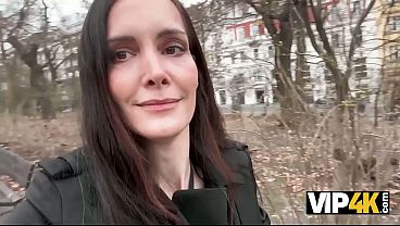 VIP4K. A Sexy Mistress seduced a Young Guy she met on the Street