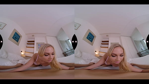 LustReality Up And Fuck Me, Honey VR Porn 91 sec