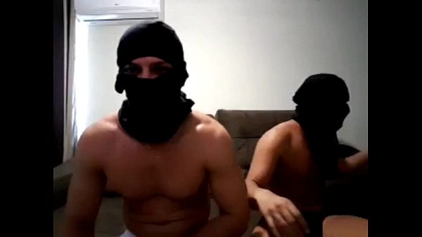 Download Video - Sarados mascarados na cam ao vivo