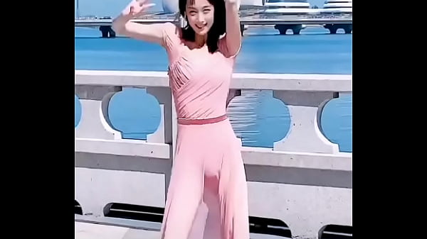 Appreciation of Chinese Cher's body
