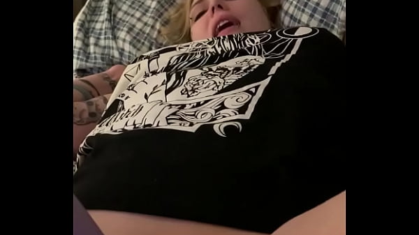 Tattooed hottie lilly2321