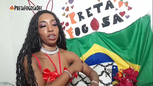 Happy Easter - Novinha's first time with the big pussy masturbating to the bunny
