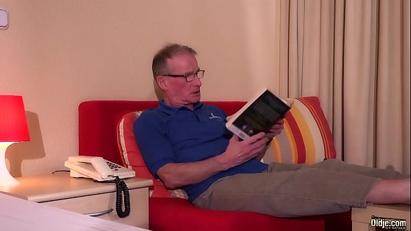 Gorgeous teenager fucks 74 yo old man in hotel room gives him intense orgasm