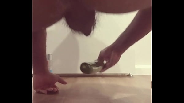 Download Video - Fuck with a big thick cucumber