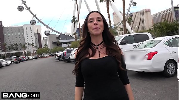 BANG Real MILFS Ariella Ferrara flashes & fucks in Las Vegas