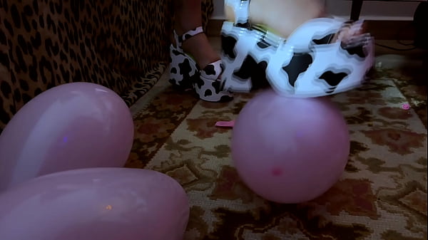  My Feet Or Balloons  Which Would You Play With First?